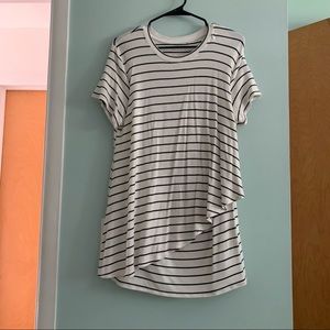 Pea in the Pod Nursing Top Tunic Large